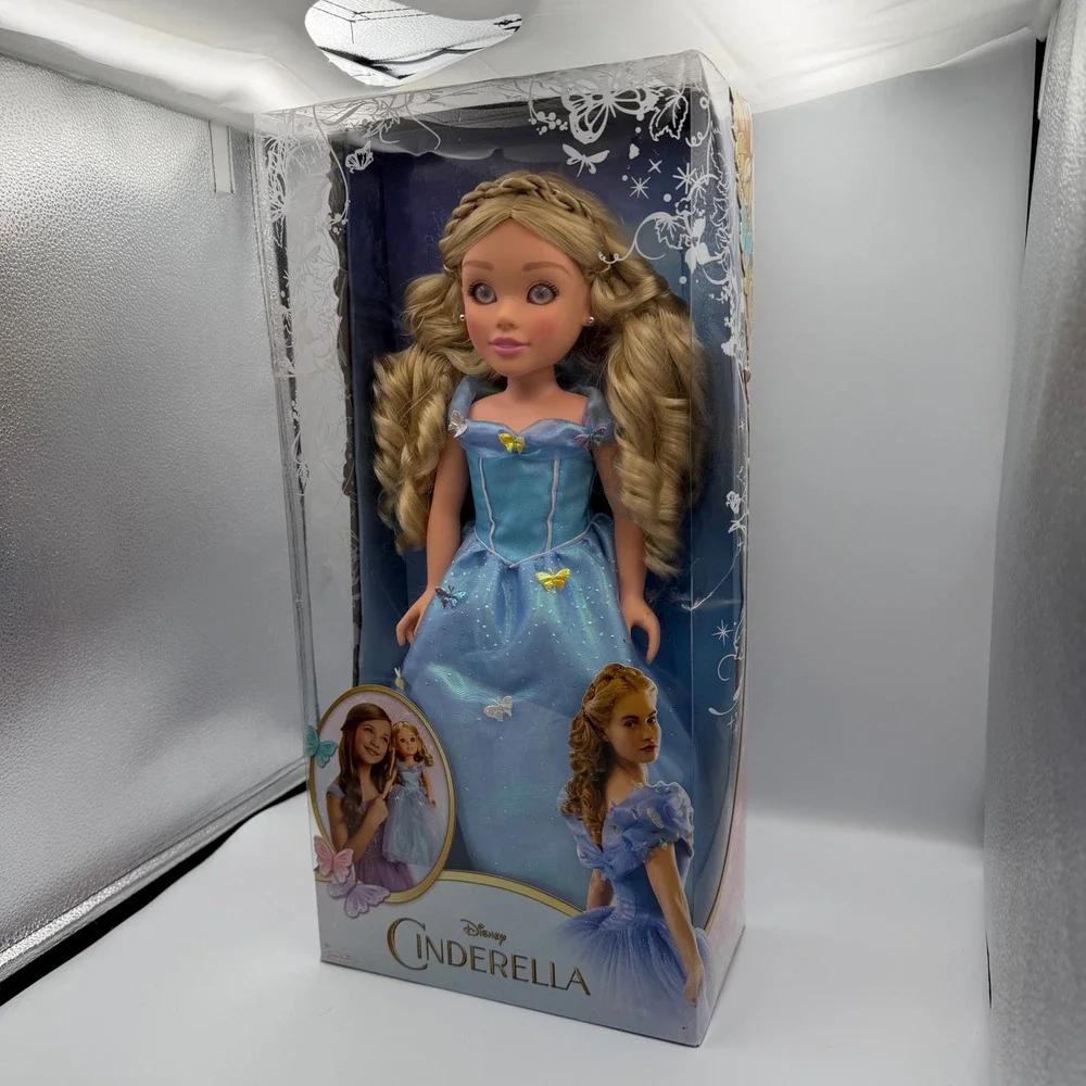 Disney Cinderella Live Action 18 Inch Doll 2015 NIB New In Box Lily James